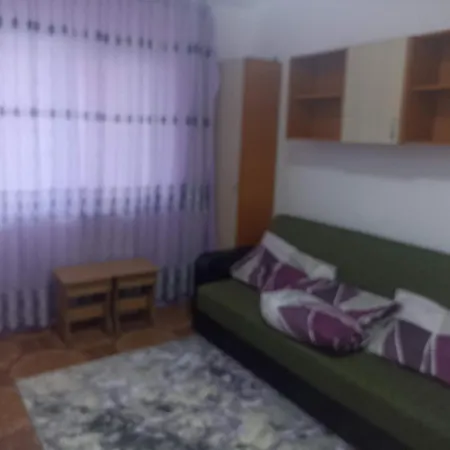 Apartment 2 Mangalia, Parter-gradinita, 5 Min De Portul Turistic *