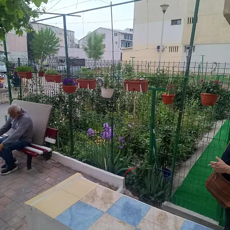 Apartment 2 Mangalia, Parter-gradinita, 5 Min De Portul Turistic *
