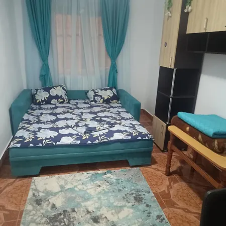 Apartment 2 Mangalia, Parter-gradinita, 5 Min De Portul Turistic