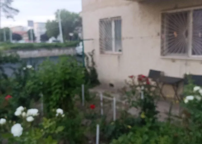 Apartment 2 Mangalia, Parter-gradinita, 5 Min De Portul Turistic