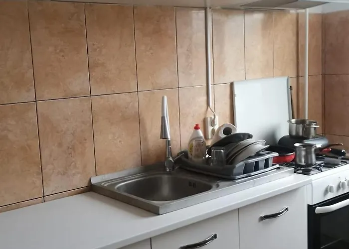 Apartment 2 Mangalia, Parter-gradinita, 5 Min De Portul Turistic Mangalia