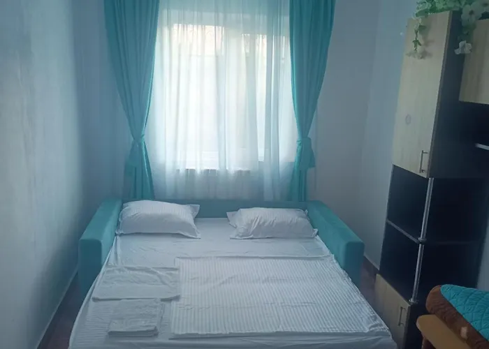 2 Mangalia, Parter-gradinita, 5 Min De Portul Turistic Apartment Mangalia